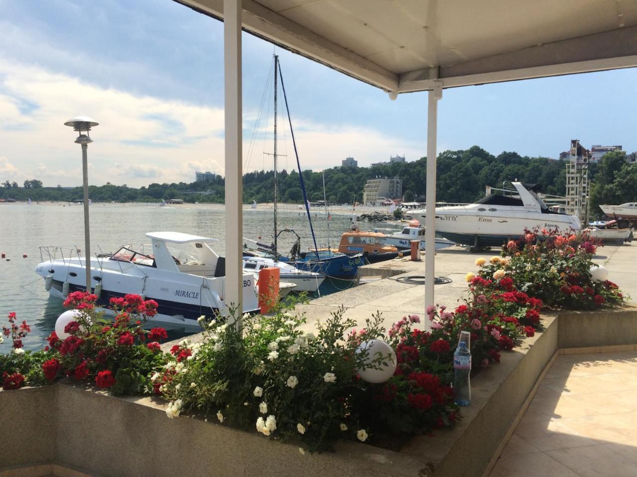 Hotel Marina Китен Екстер'єр фото