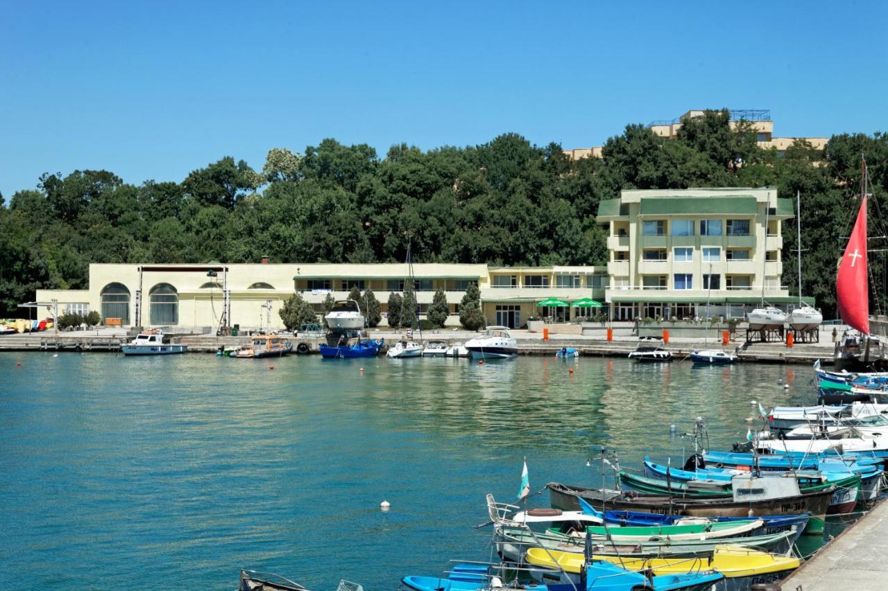 Hotel Marina Китен Екстер'єр фото