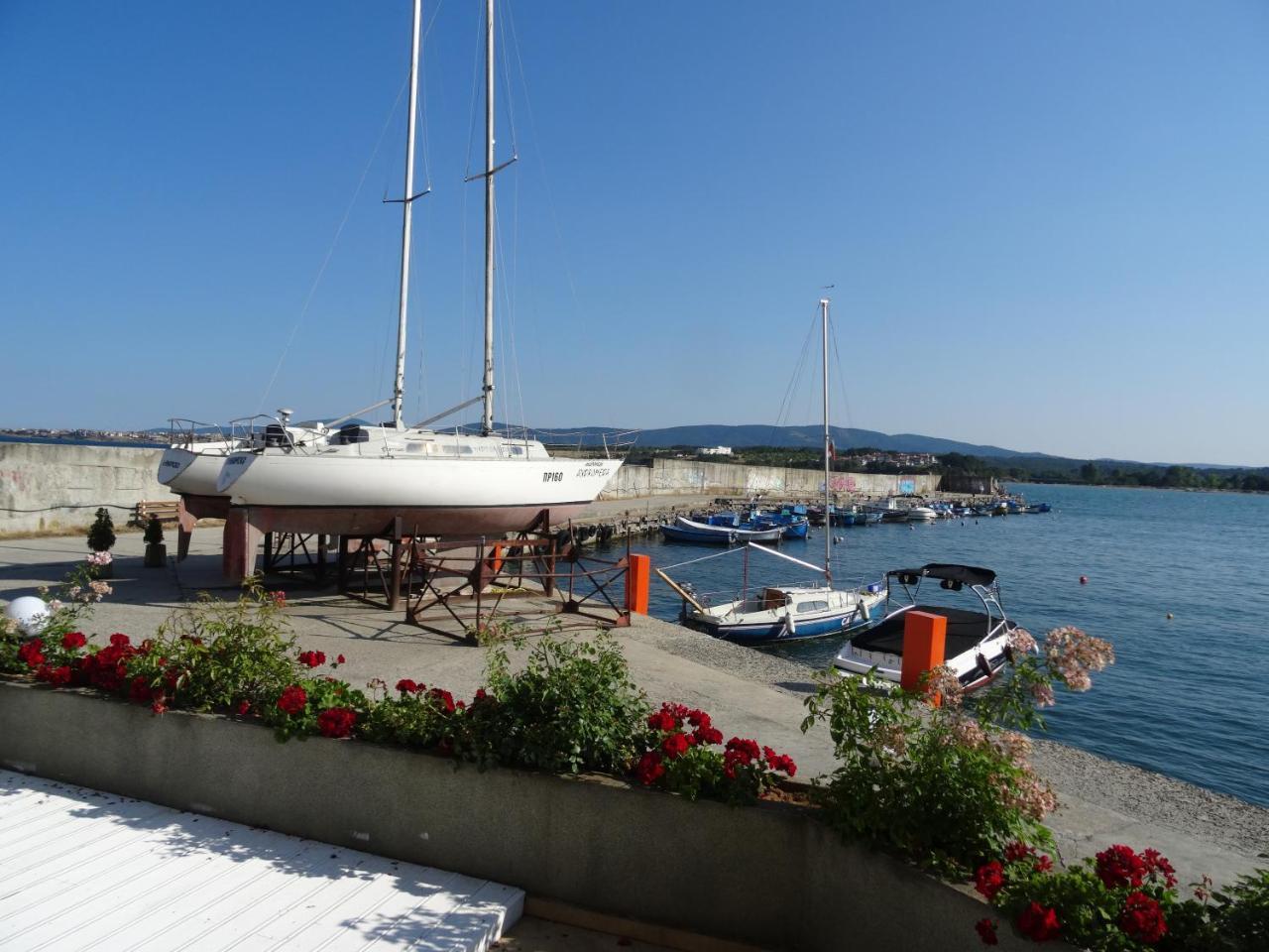Hotel Marina Китен Екстер'єр фото